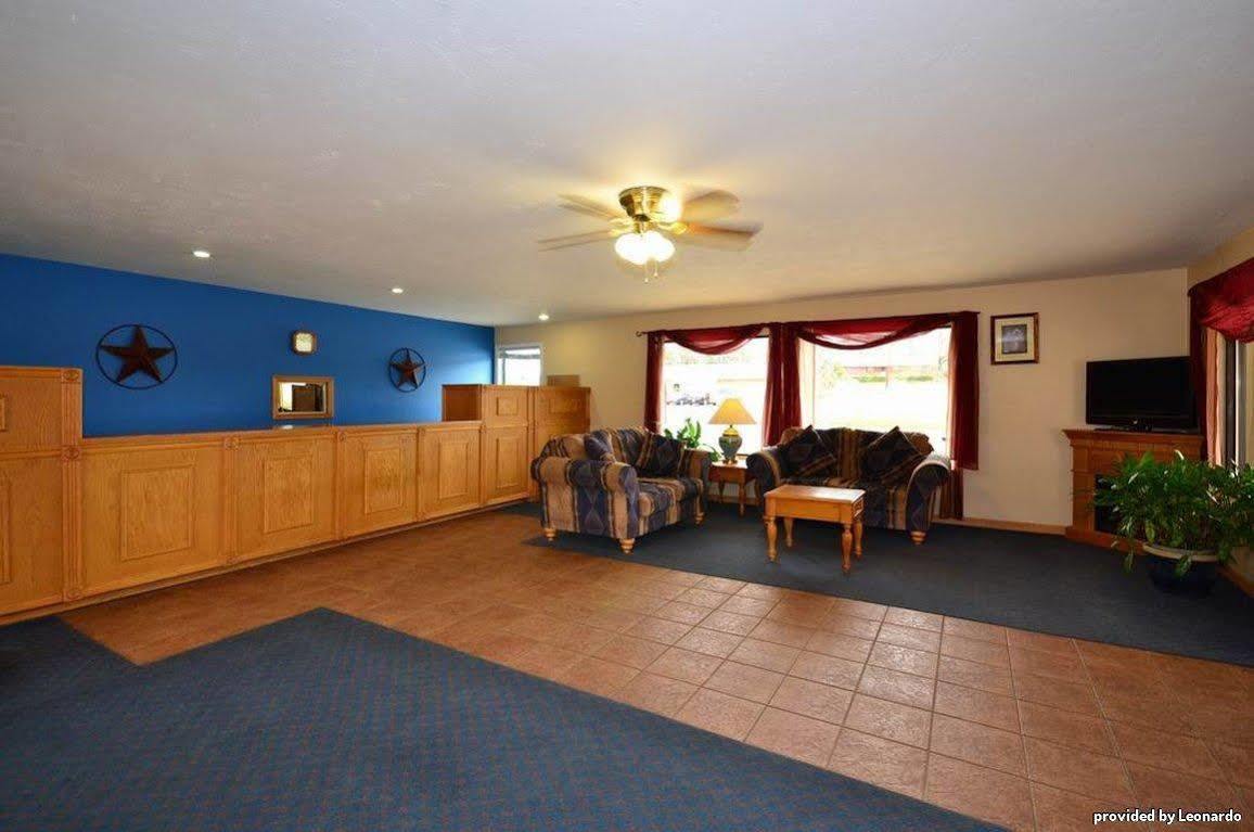 Best Western Palestine Inn Interior foto