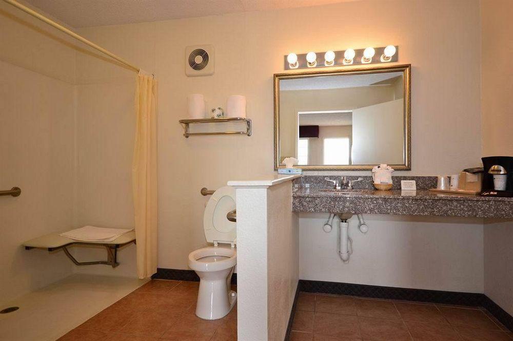 Best Western Palestine Inn Quarto foto